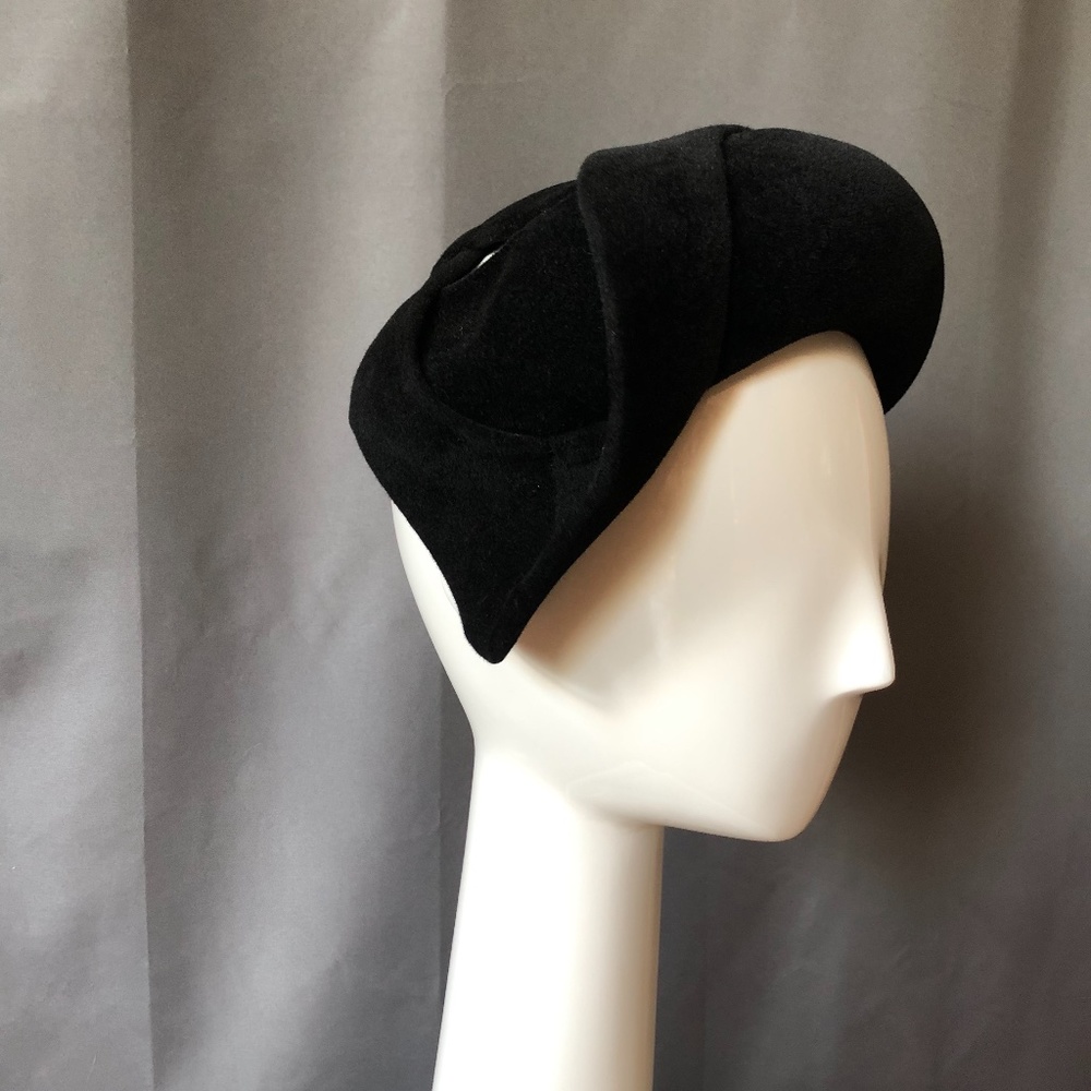Vintage Filene's Black Hat Awesome Shape